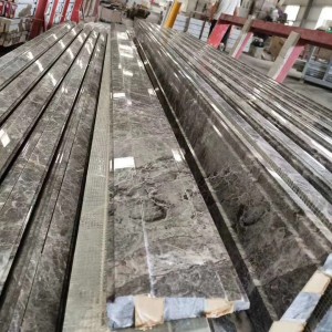Línea de borde de mármol gris Hermes